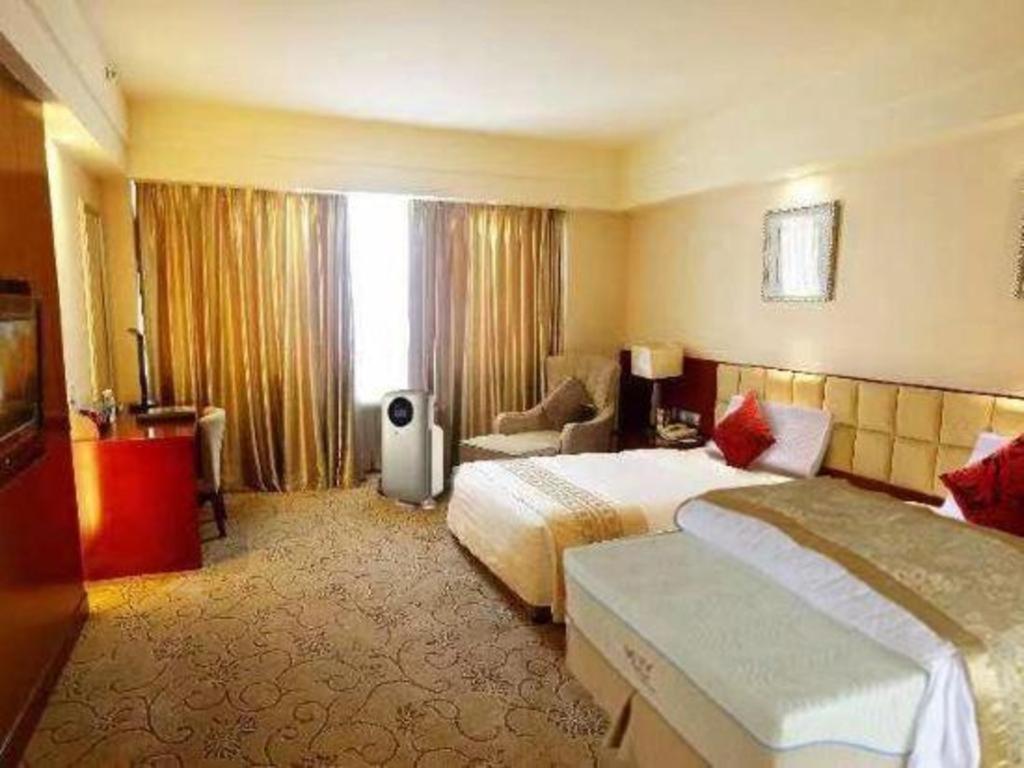 Chengdu Yinsheng International Hotel Supoqiao Exterior photo